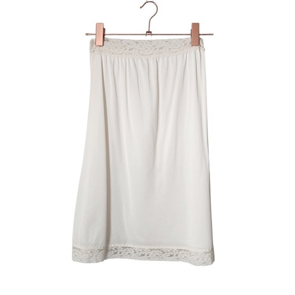 VINTAGE Ivory Lace Trim Slip Skirt Midi Length Feminine Cottagecore - Picture 3 of 8
